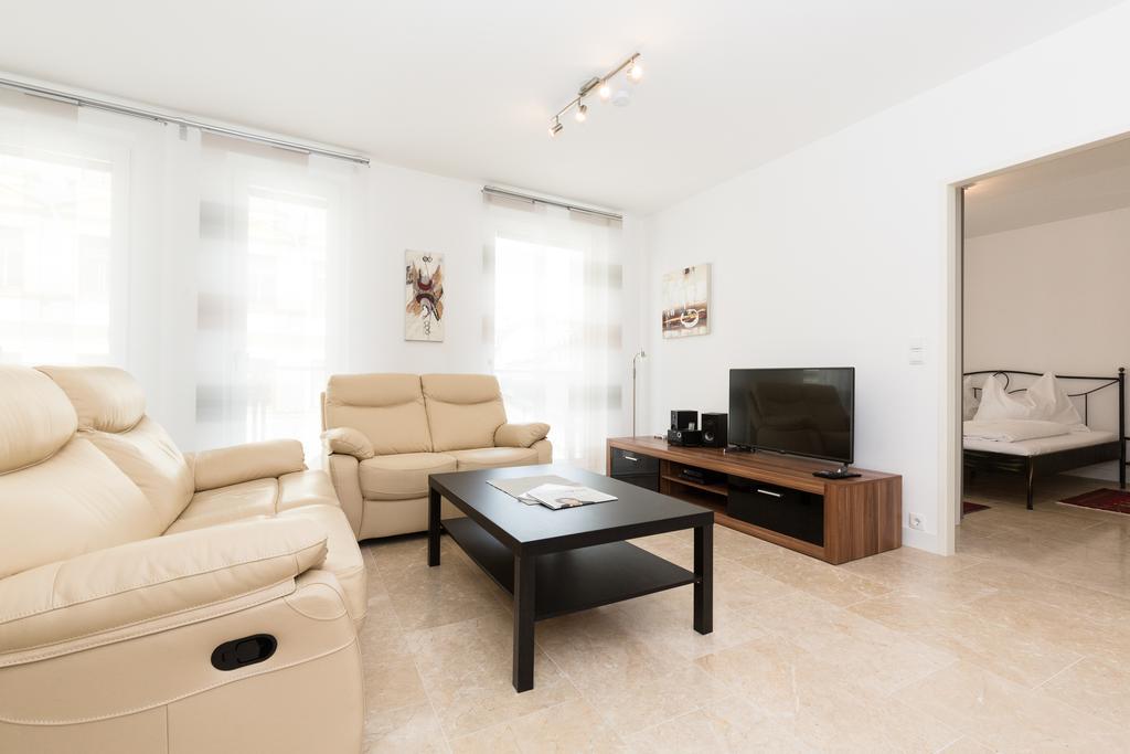 Rafael Kaiser - Paros Apartment - Contactless 24H Check-In Wien Eksteriør bilde